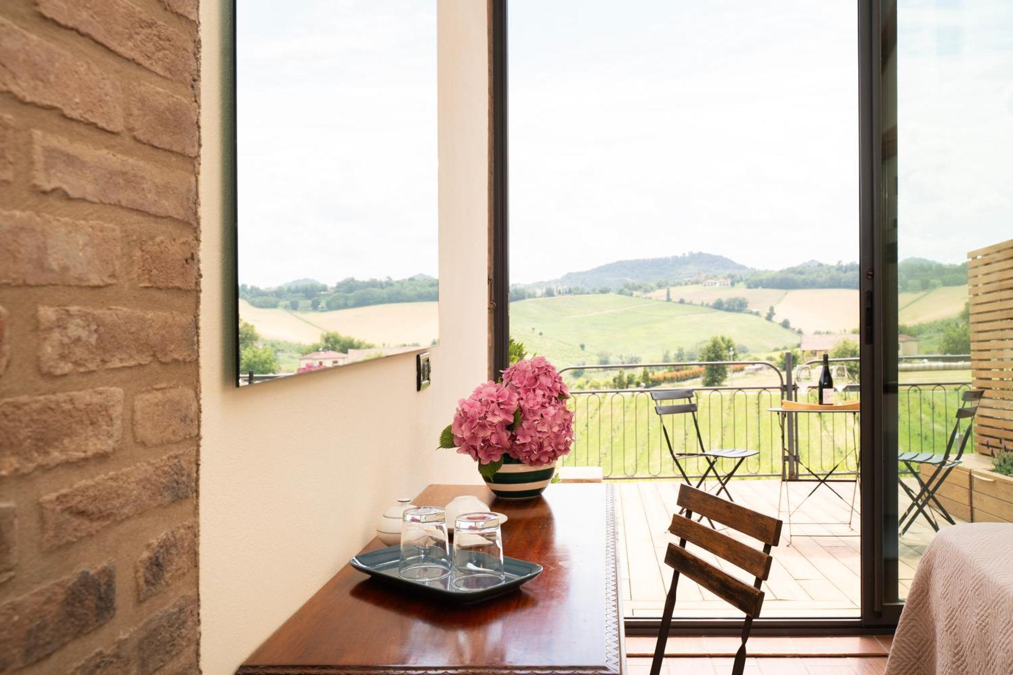 La Ca Dal Non Bioagriturismo - Alpenice Savignano sul Panaro Exteriör bild